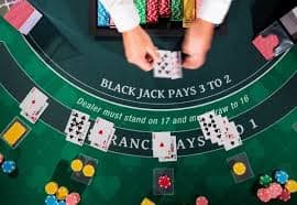 Antarmuka permainan Big Time Gaming di platform royalgacor